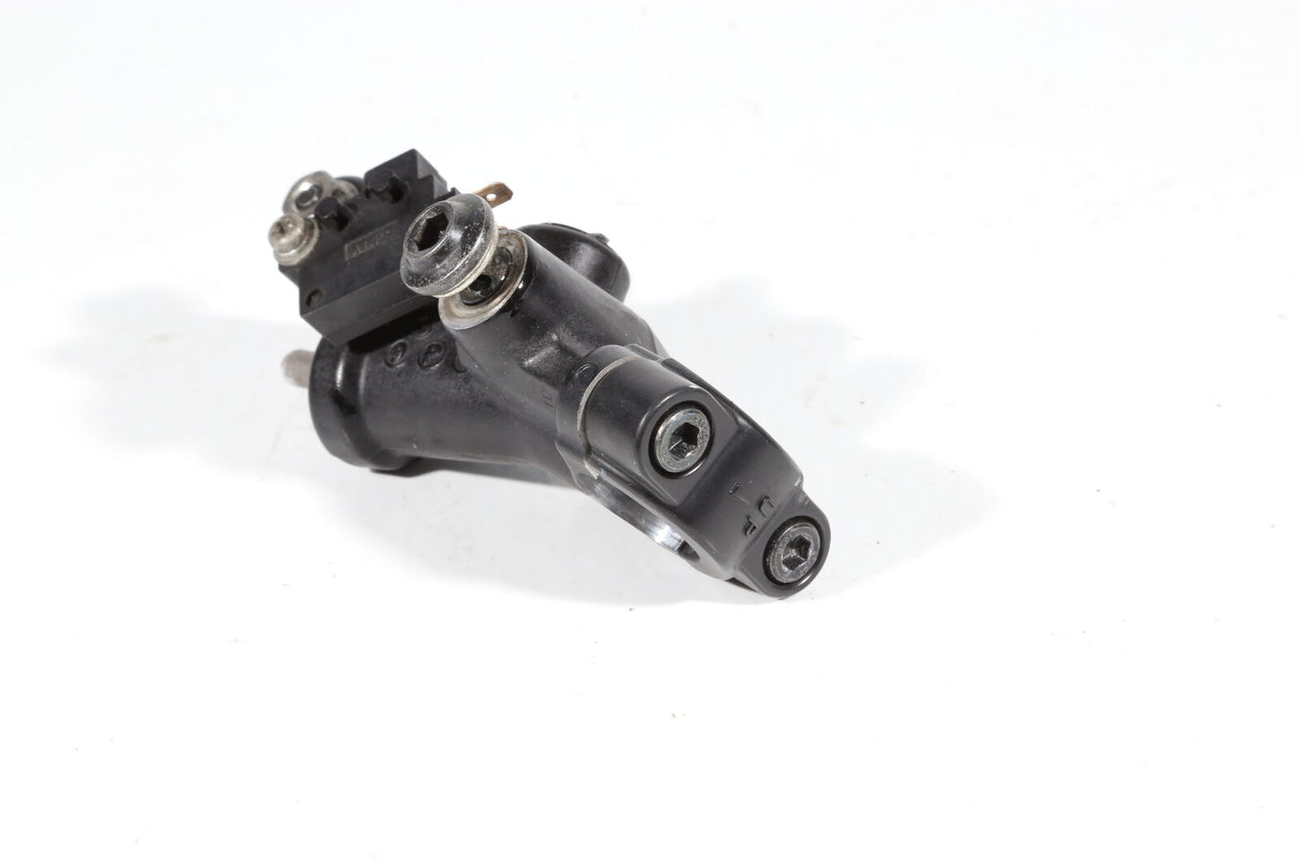 09-14 Yamaha Yzf R1 Front Brake Master Cylinder OEM (DAMAGED)