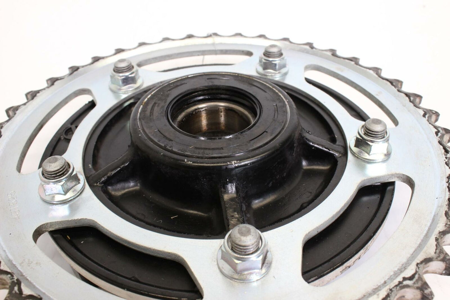 2008-2009 Suzuki Gsxr600 750 Rear Sprocket Carrier Cush Drive Hub OEM