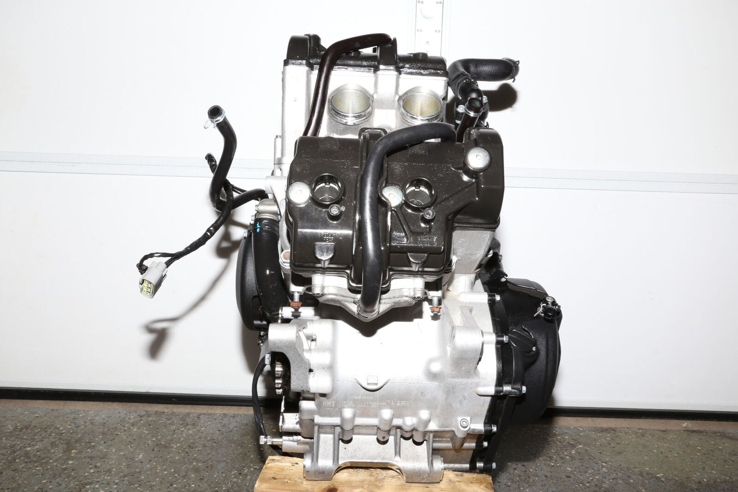 2021 Aprilia  Rsv4 RR Factory 1100 Engine Motor Running Motor OEM *MINT*