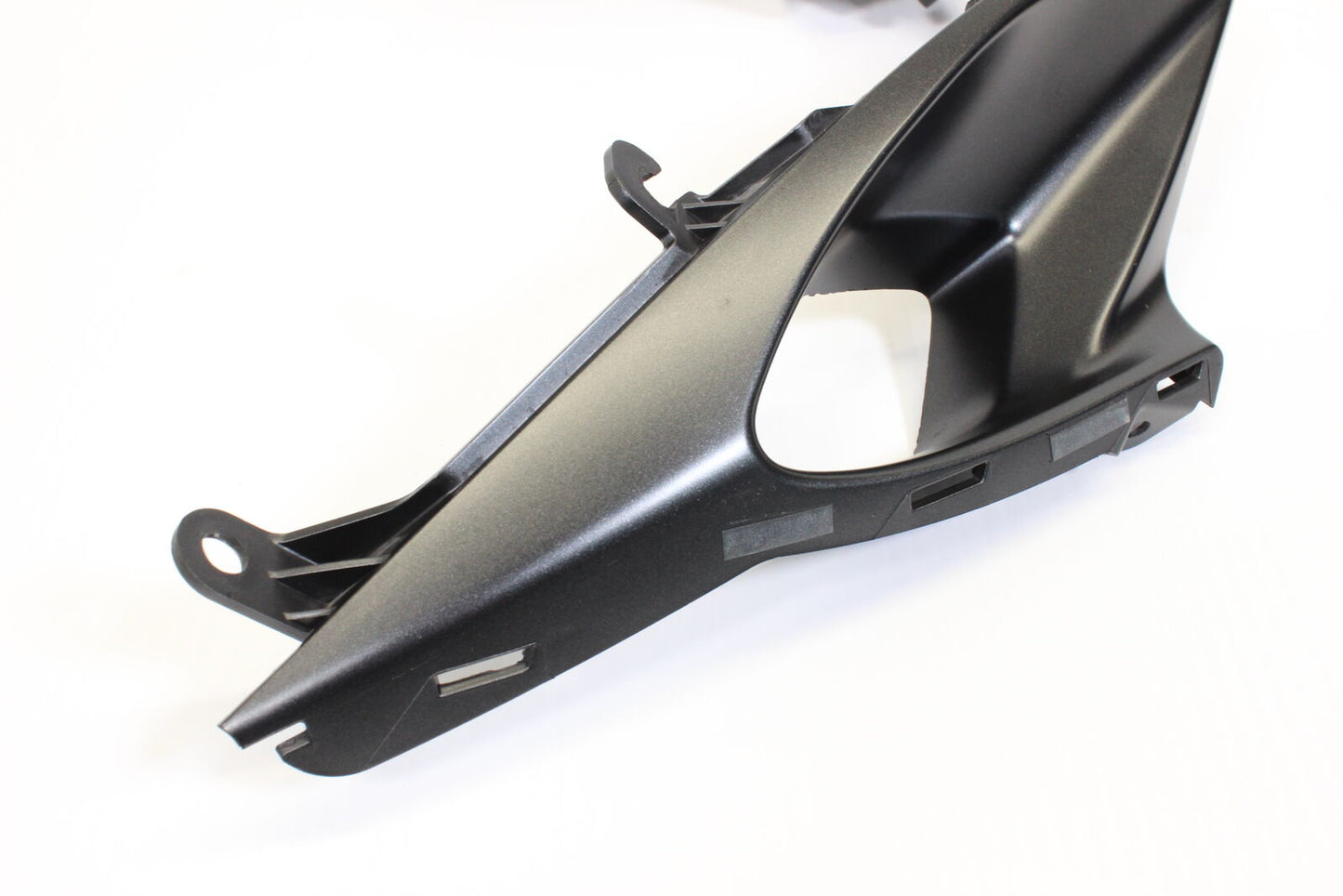 07-08 Suzuki Gsxr1000 Front Upper Nose Fairing Cowl Shroud OEM