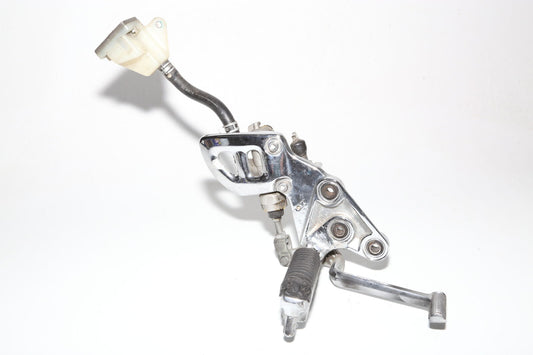 99-07 Suzuki Hayabusa Gsx1300r Right Rearset Rear Set Driver Foot Peg Rest OEM