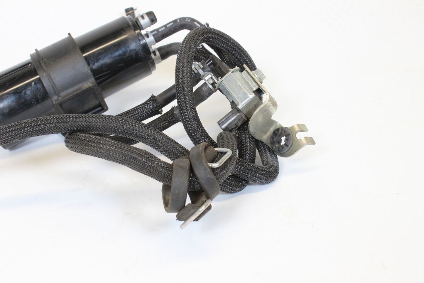 2012-2016 Suzuki Gsxr1000 Evap Vapor  Charcoal Emission Canister OEM