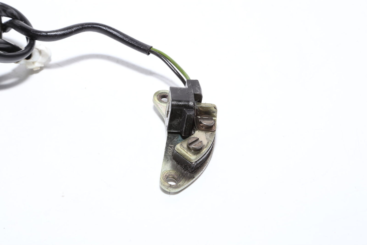 2001-2002 Suzuki Gsxr1000 Engine Motor Coil Pickup Pulse Pulser Sensor OEM